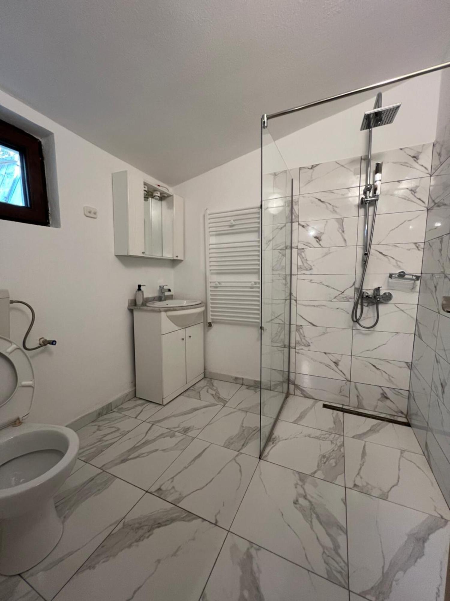 Villa Casa Lupilor Transfagarasan Căpăţîneni-Ungureni Esterno foto
